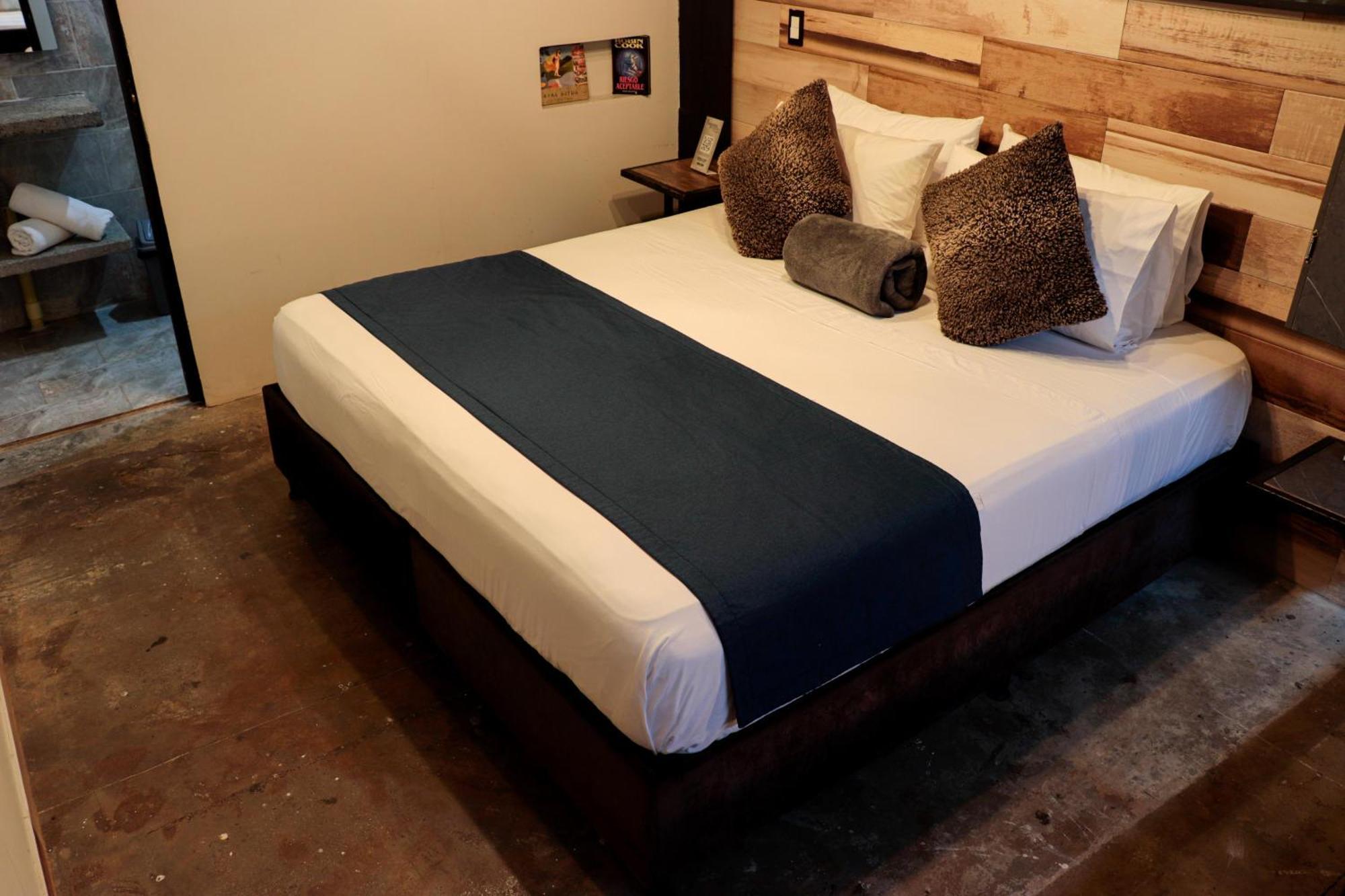 מדיין Hotel Lleras Park Concept מראה חיצוני תמונה